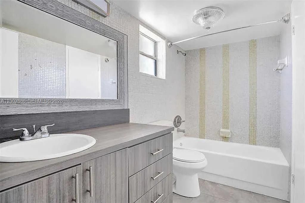 1501 NE Miami Gardens Dr, Unit 252, Miami, FL 33179 Photo