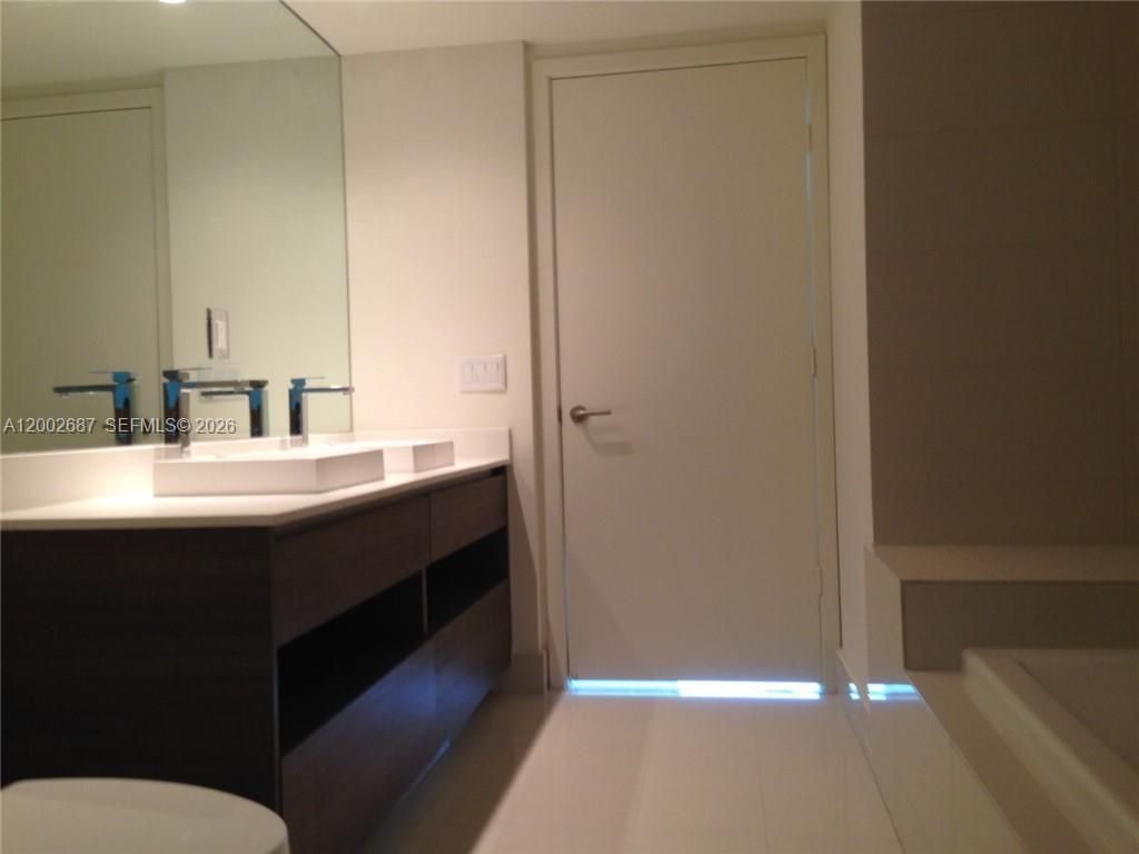 1100 S Miami Av, Unit 3303, Miami, FL 33130 Photo