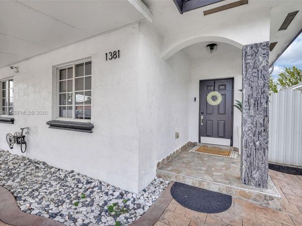 1381 W 30th St, Hialeah, FL 33012