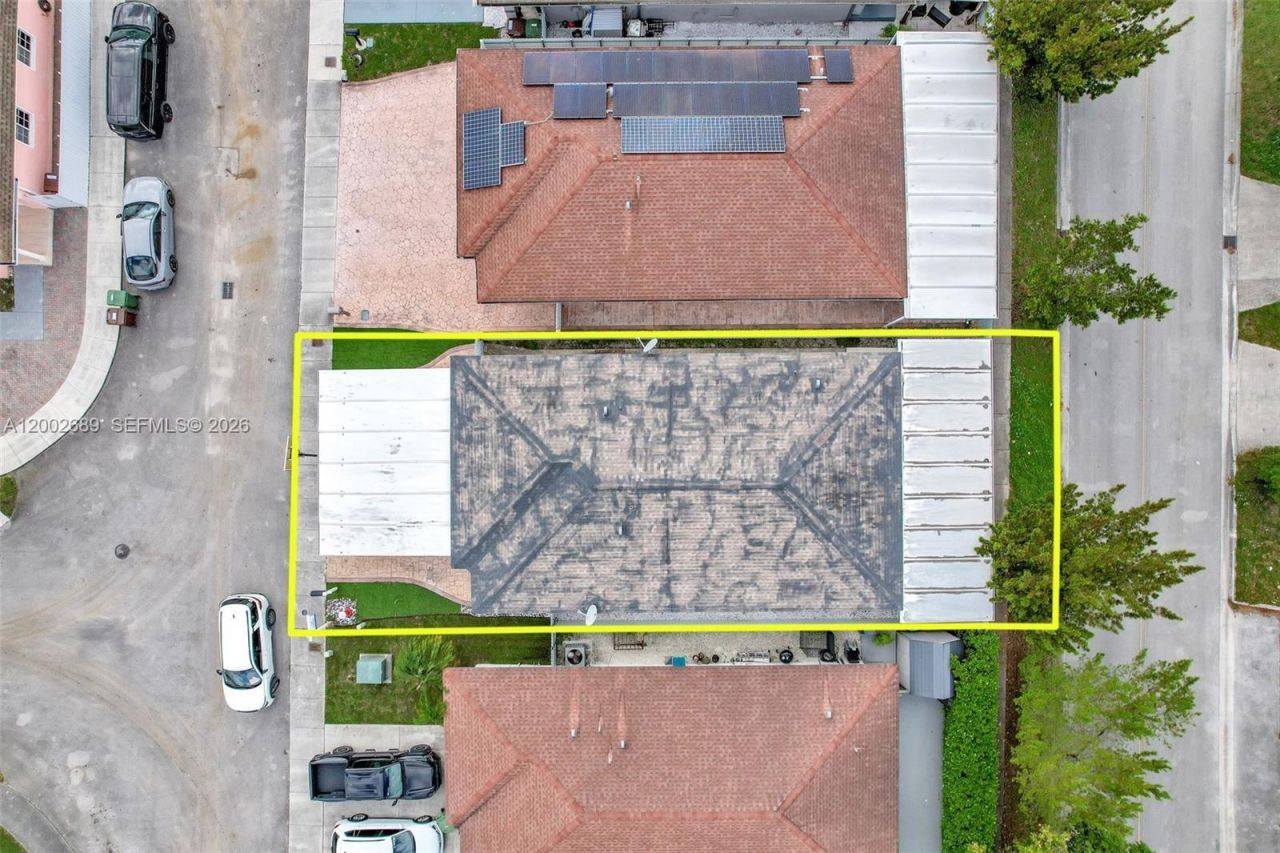 1381 W 30th St, Hialeah, FL 33012 Photo
