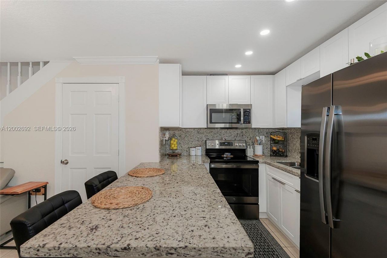 12025 SW 18th St, Unit 11-47, Miami, FL 33175 Photo