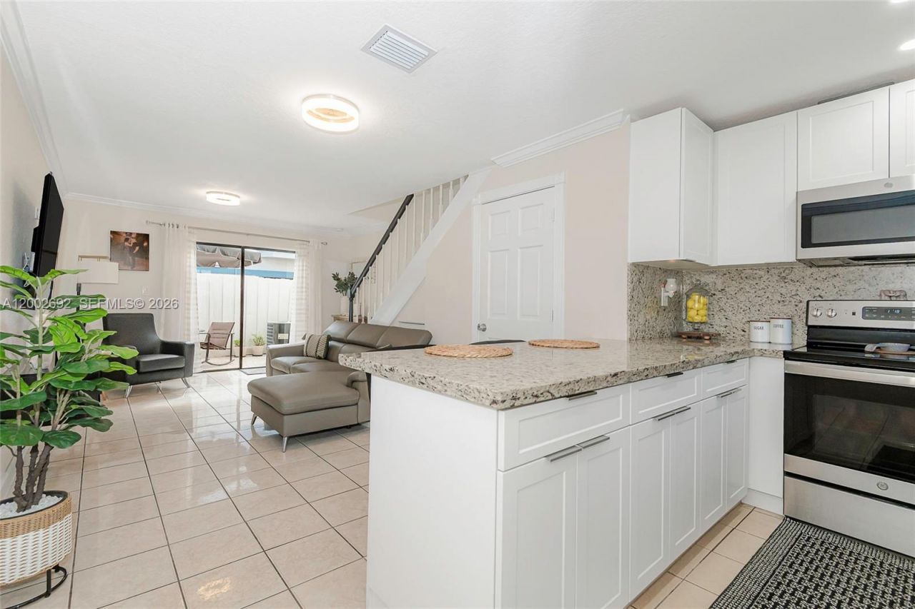 12025 SW 18th St, Unit 11-47, Miami, FL 33175 Photo