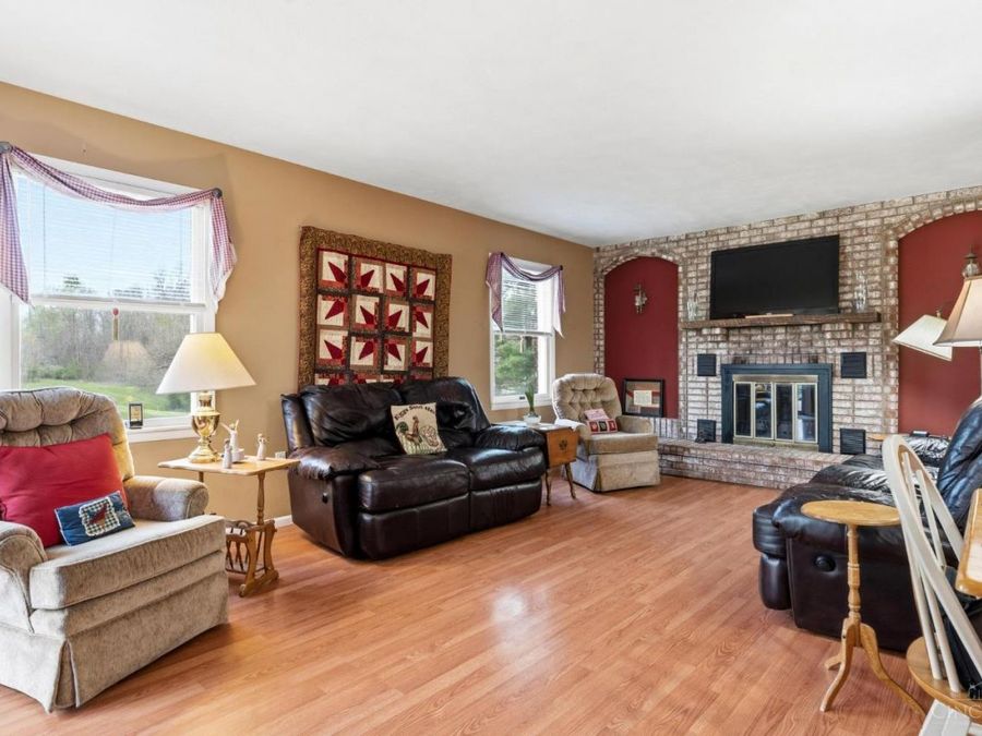 Property Image 9