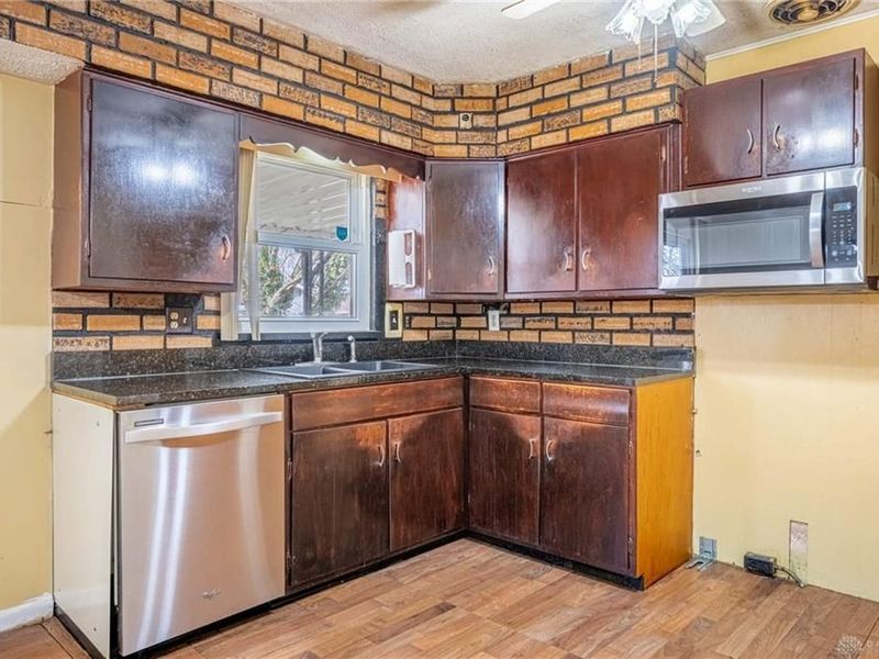 2219 Chamberlin Avenue, Harrison Township, OH 45406 Photo 10