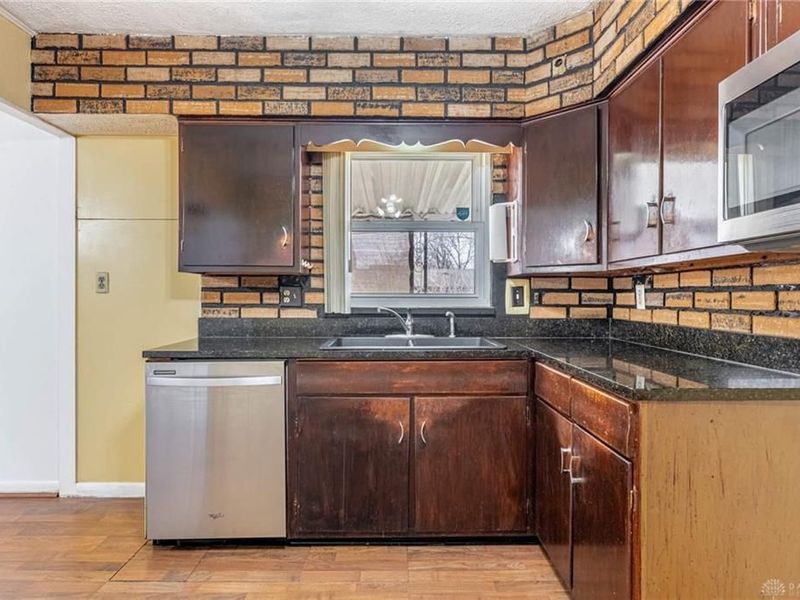 2219 Chamberlin Avenue, Harrison Township, OH 45406 Photo 12