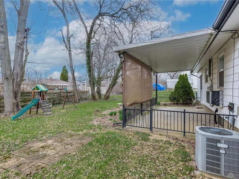 2219 Chamberlin Avenue, Harrison Township, OH 45406 Photo 24