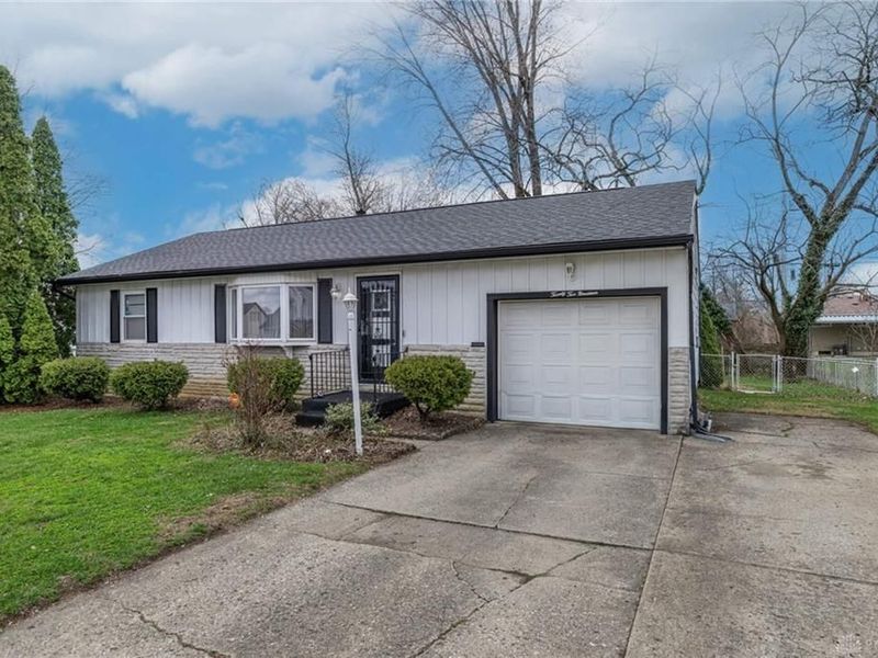 2219 Chamberlin Avenue, Harrison Township, OH 45406 Photo 3