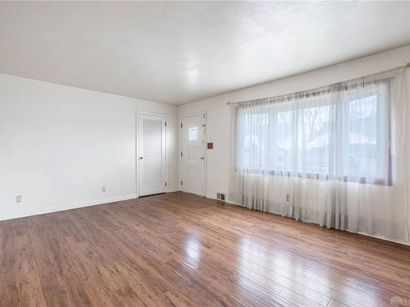 2219 Chamberlin Avenue, Harrison Township, OH 45406 Photo 6