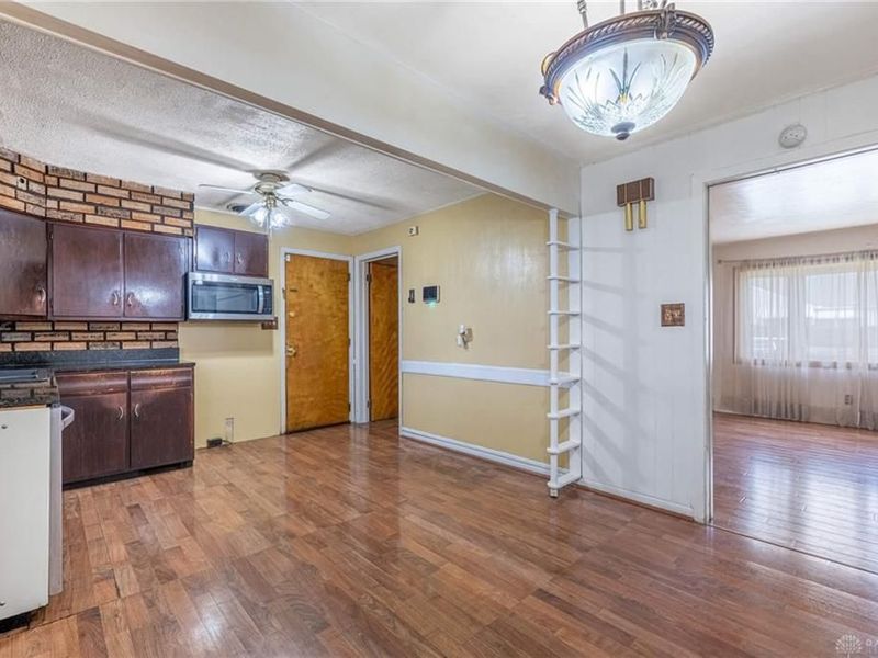 2219 Chamberlin Avenue, Harrison Township, OH 45406 Photo 9