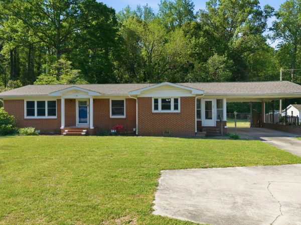 1751 John Small Avenue, Washington, NC 27889