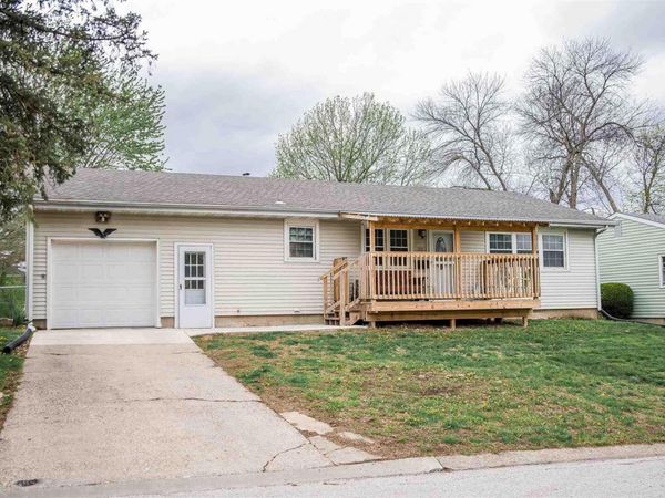 709 Hamilton , Quincy, IL 62305