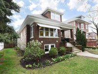 1042 S Kenilworth Avenue, Oak Park, IL 60304 primary photo