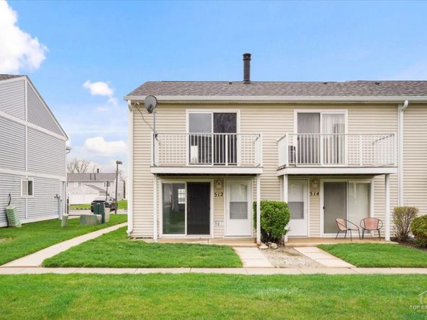 512 MEADOW GREEN Lane , Round Lake Beach, IL 60073