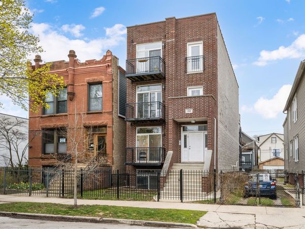 1710 N Whipple Street , Unit 3, Chicago, IL 60647