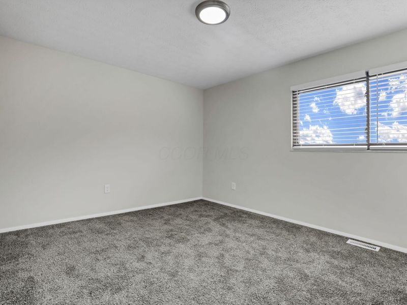 25 King Arthur Boulevard , Westerville, OH 43081 Photo 10