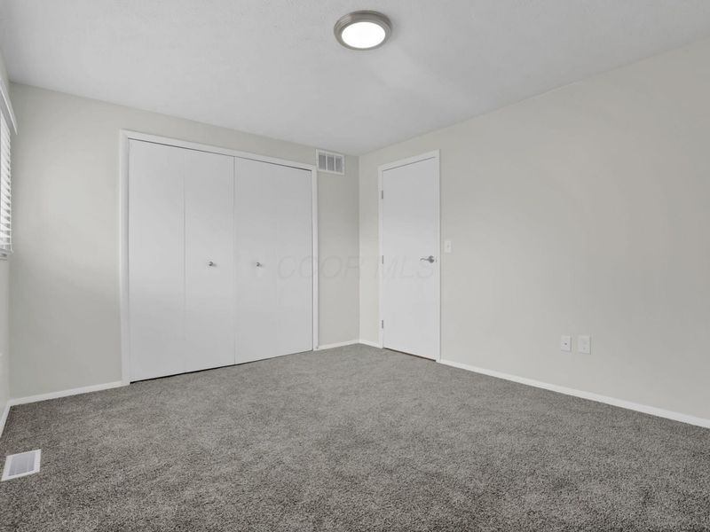 25 King Arthur Boulevard , Westerville, OH 43081 Photo 12