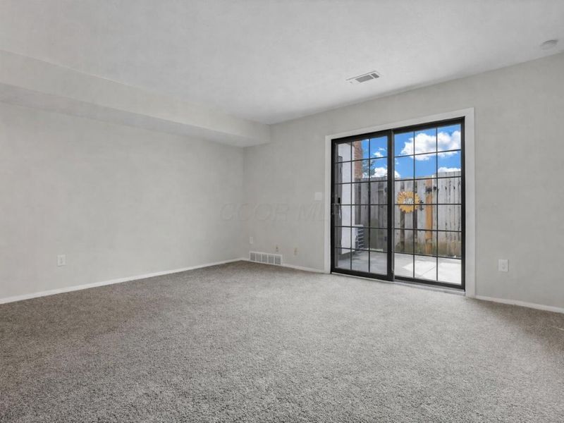 25 King Arthur Boulevard , Westerville, OH 43081 Photo 4