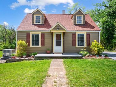 1039 Combs Cove Drive, Forest, VA 24551