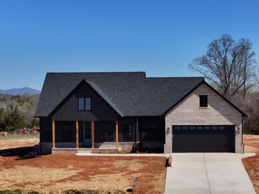 1 MISSIONARY MNR, Lynchburg, VA 24501