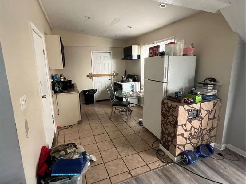 9407 Benham Avenue, Cleveland, OH 44105 Photo 6