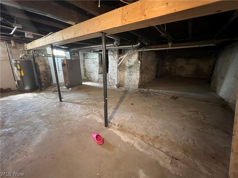 9407 Benham Avenue, Cleveland, OH 44105 Photo 7