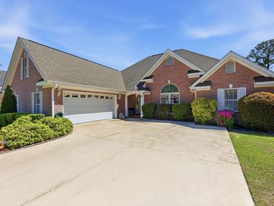 2562 Lake Vista Dr., Little River, SC 29566