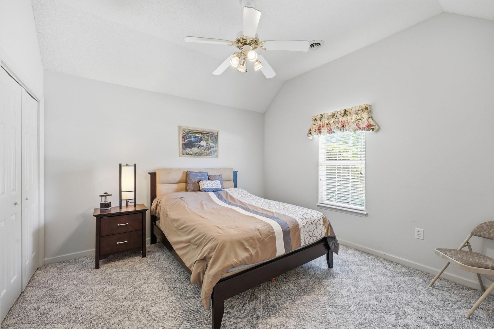 2562 Lake Vista Dr.  Photo 24