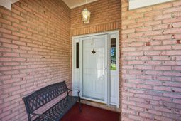 2562 Lake Vista Dr.  photo 4