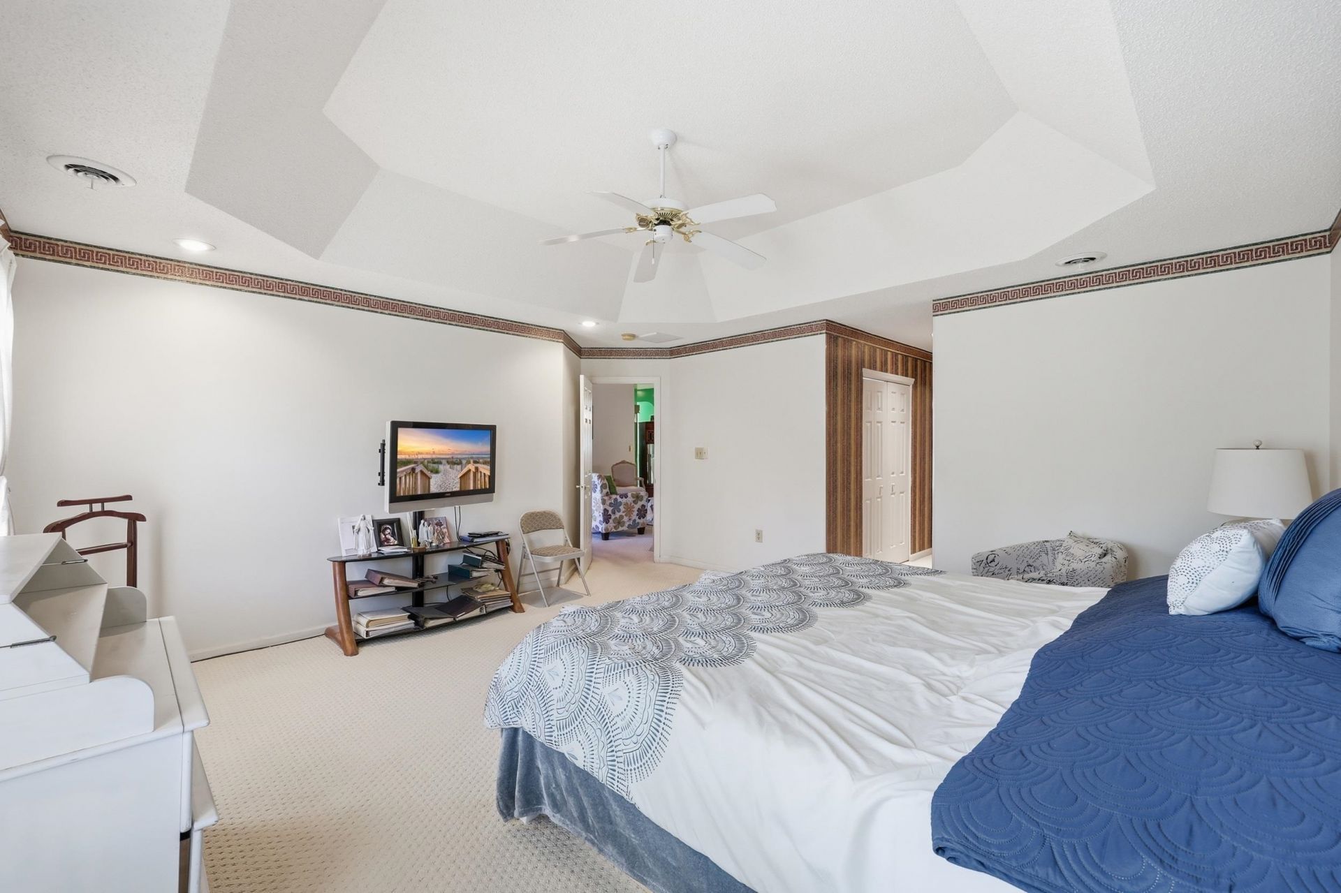 2562 Lake Vista Dr.  Photo 34