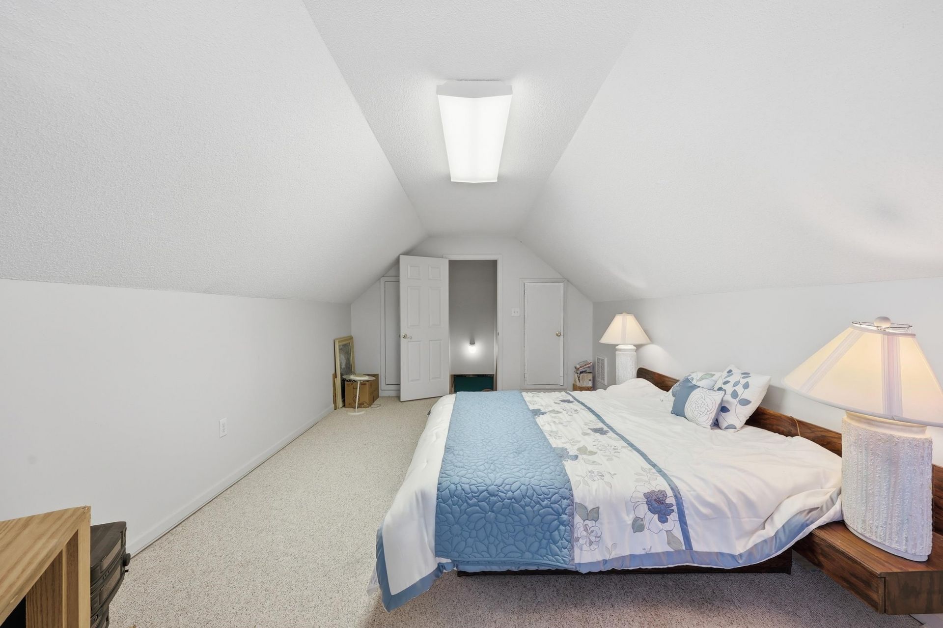 2562 Lake Vista Dr.  Photo 43