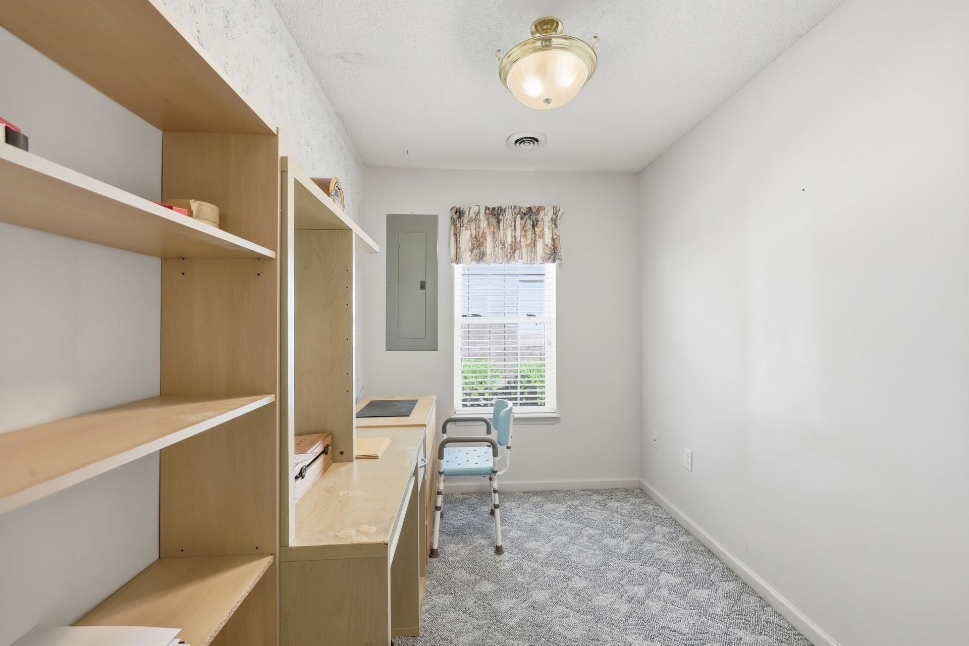 2562 Lake Vista Dr.  Photo 44