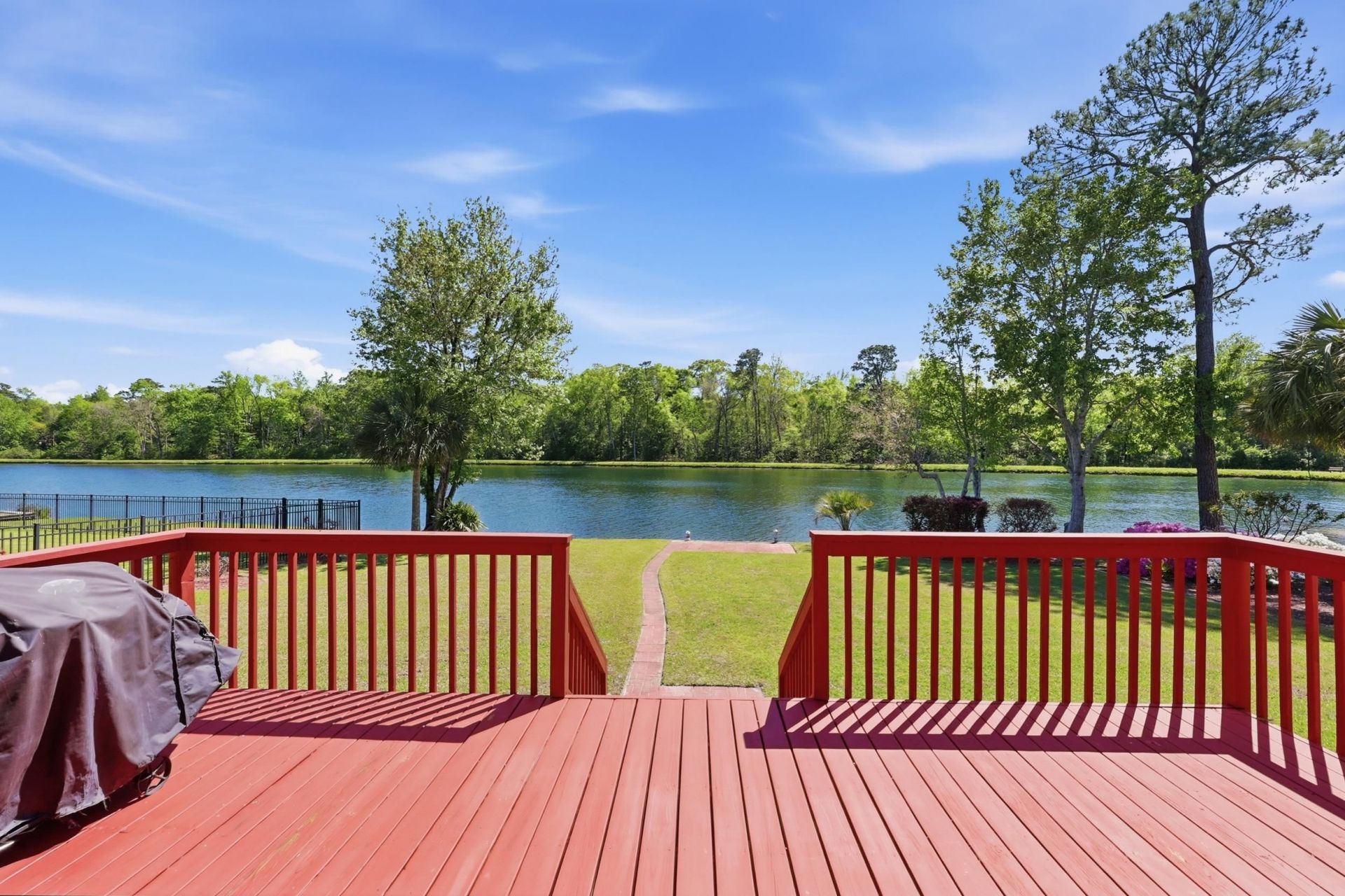 2562 Lake Vista Dr.  Photo 53