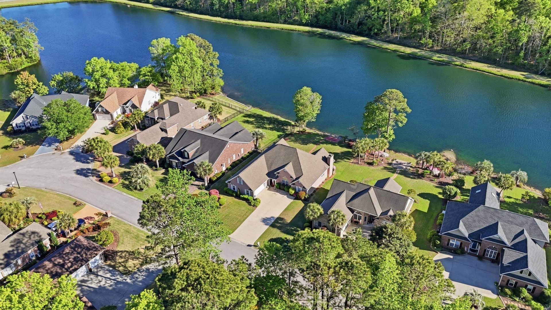 2562 Lake Vista Dr.  Photo 62