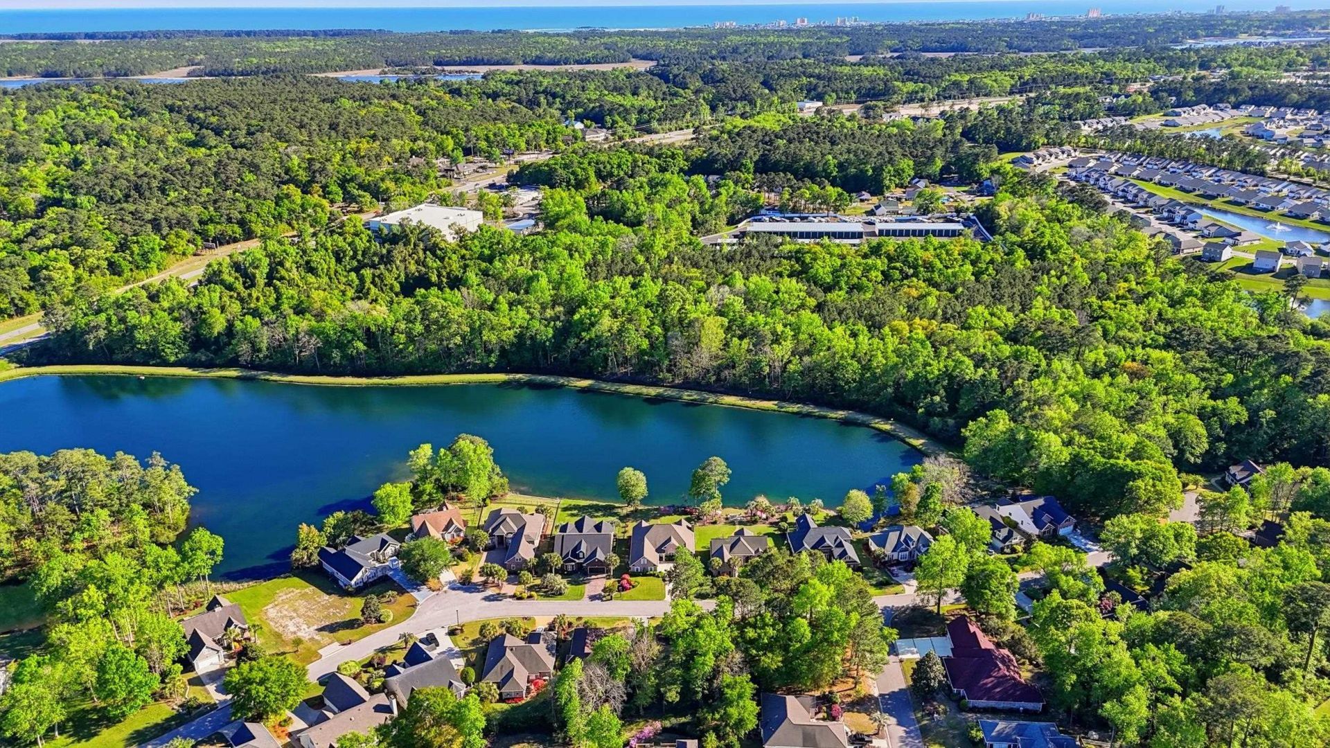 2562 Lake Vista Dr.  Photo 66