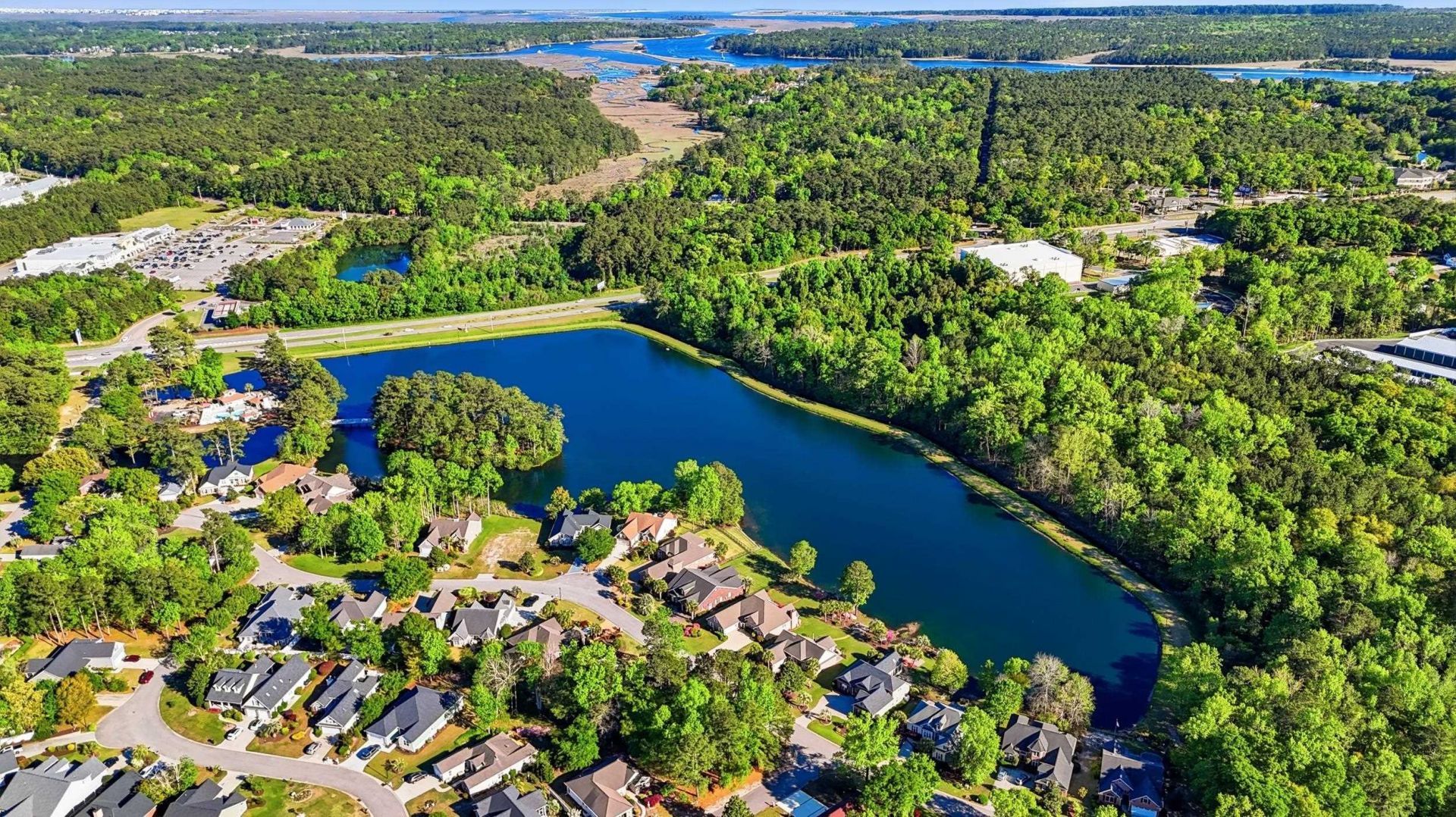 2562 Lake Vista Dr.  Photo 68