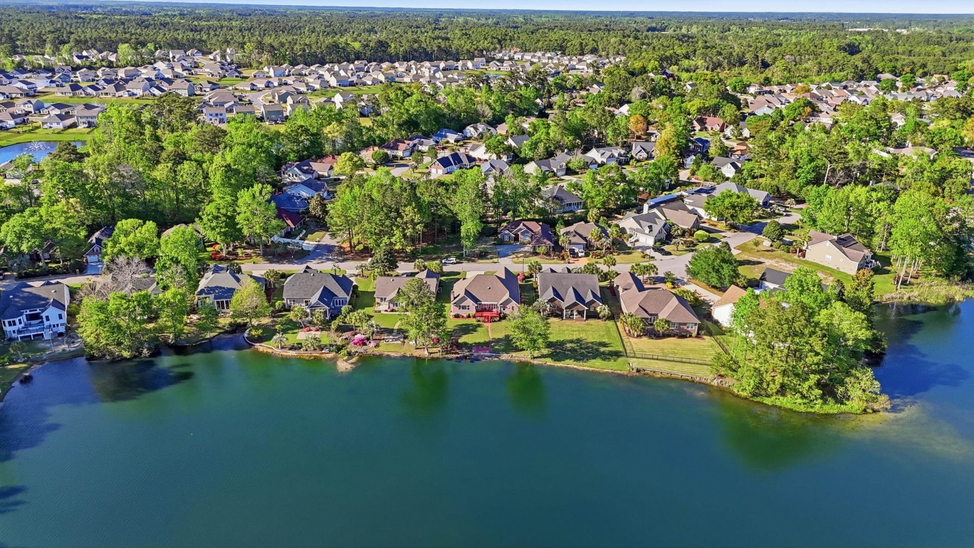 2562 Lake Vista Dr.  Photo 73