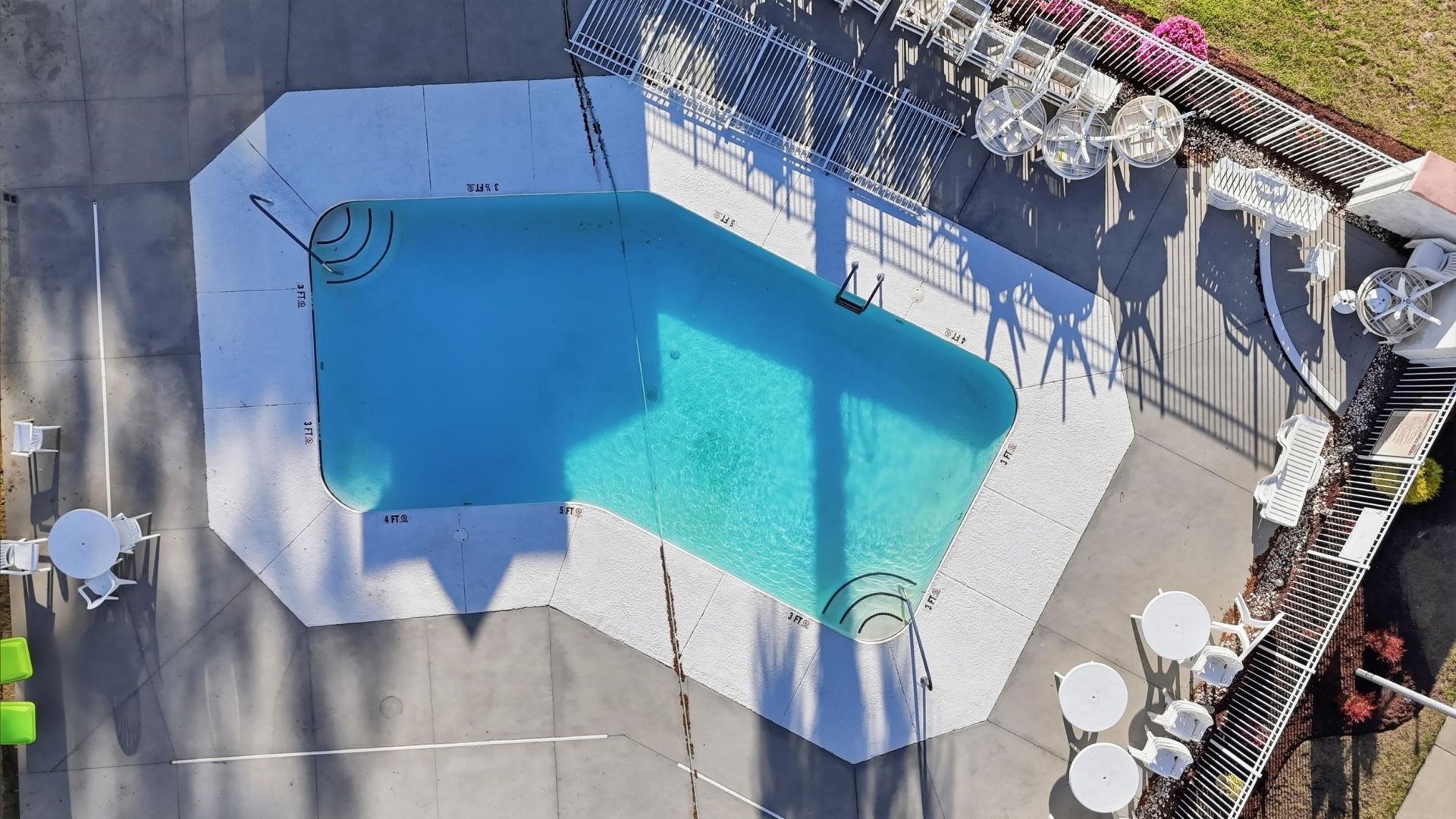 2562 Lake Vista Dr.  Photo 80