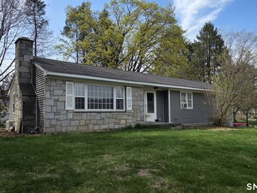 5 Flower Hill, New Milford, CT 06776