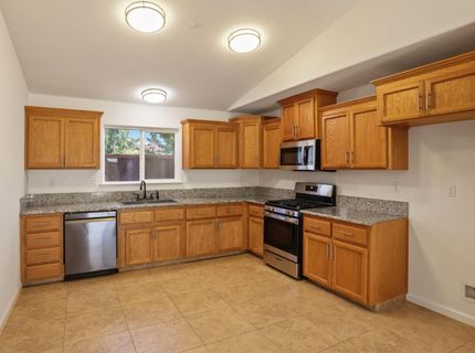 6573 Hastings Dr, Winton, CA 95388 Photo