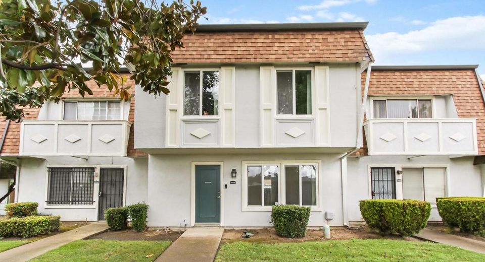 7738 La Mancha Way, Sacramento, CA 95823 Photo