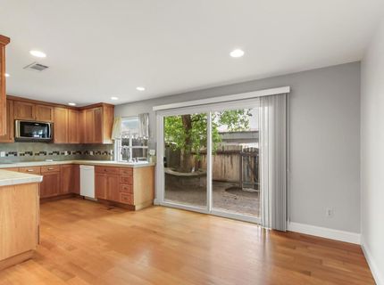 7738 La Mancha Way, Sacramento, CA 95823 Photo