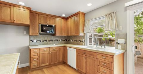 7738 La Mancha Way, Sacramento, CA 95823 Photo