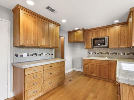 7738 La Mancha Way, Sacramento, CA 95823 Photo