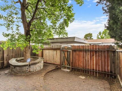 7738 La Mancha Way, Sacramento, CA 95823 Photo