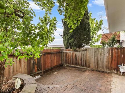 7738 La Mancha Way, Sacramento, CA 95823 Photo