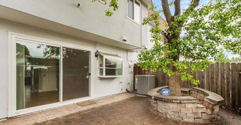 7738 La Mancha Way, Sacramento, CA 95823 Photo