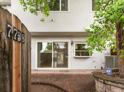 7738 La Mancha Way, Sacramento, CA 95823 Photo