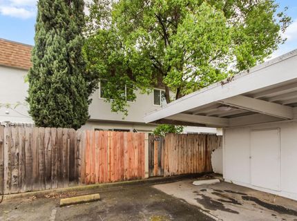 7738 La Mancha Way, Sacramento, CA 95823 Photo