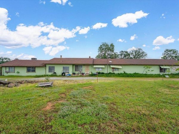 22189 Old Alturas Rd, Redding, CA 96003