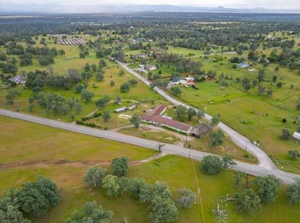 22189 Old Alturas Rd, Redding, CA 96003 Photo